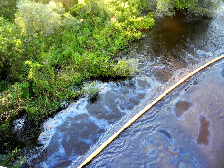 Kalamazoo River Enbridge Oil Spill