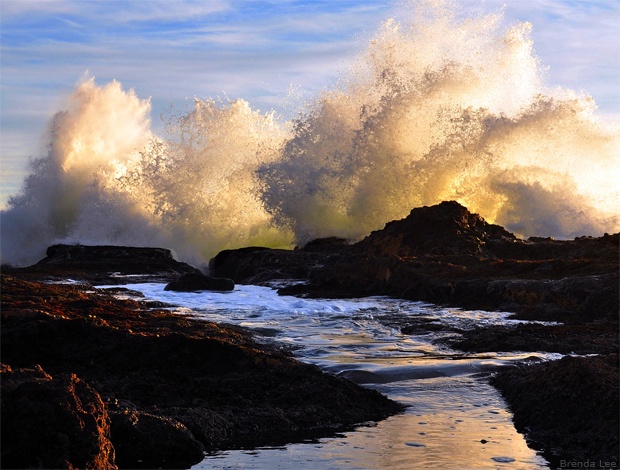 Crashing waves at White Point Beach, California