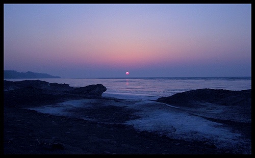 Lake Erie Sunset. Photo by Flickr user Jesiehart.